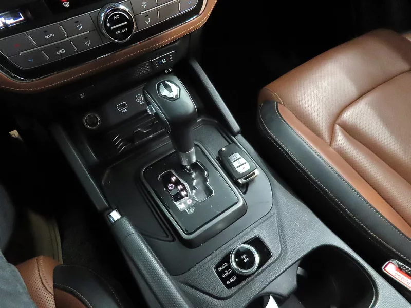 SsangYong Rexton Sports Khan