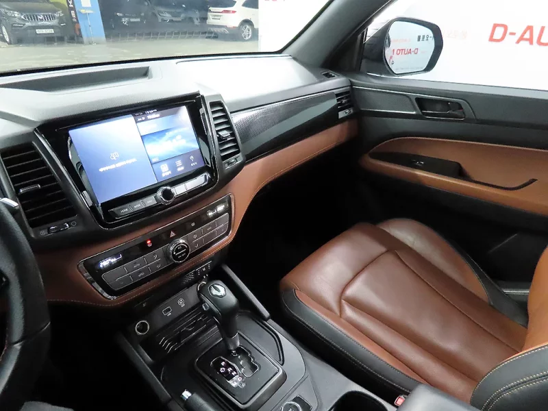 SsangYong Rexton Sports Khan