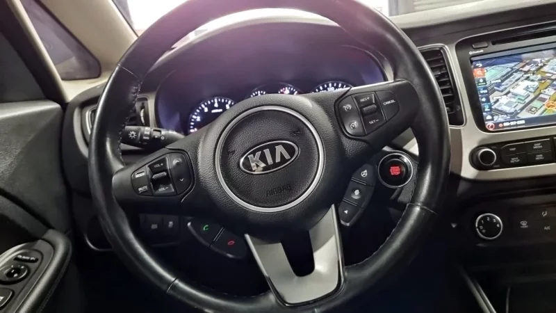 Kia Carens
