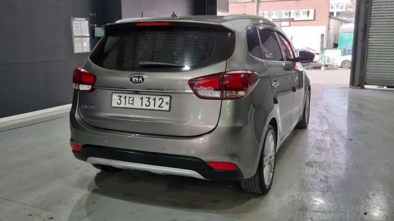 Kia Carens