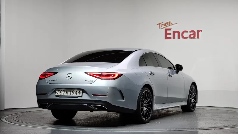 Mercedes-Benz CLS-Class