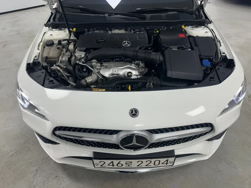 Mercedes-Benz CLA-Class