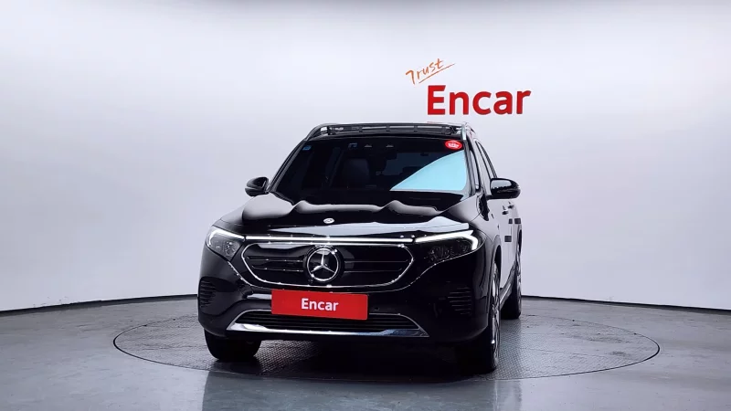 Mercedes-Benz EQB