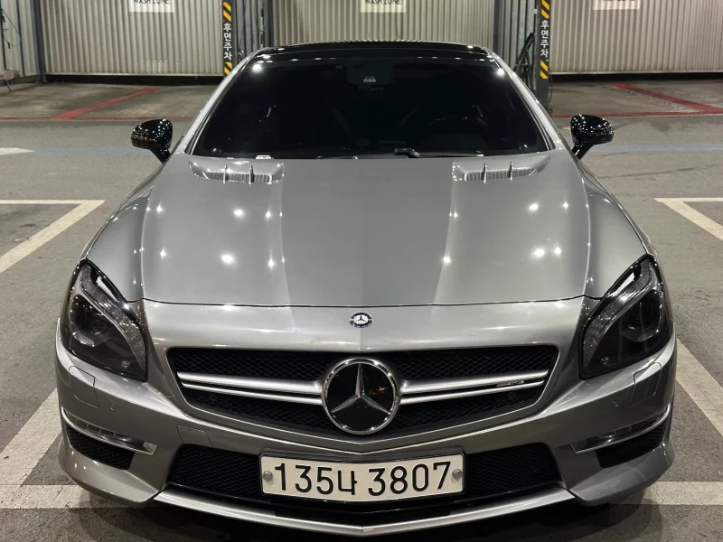 Mercedes-Benz SL-Class