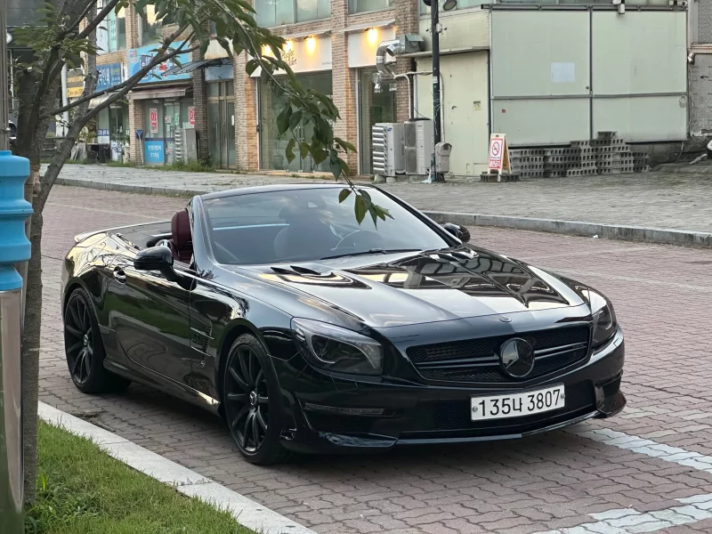 Mercedes-Benz SL-Class