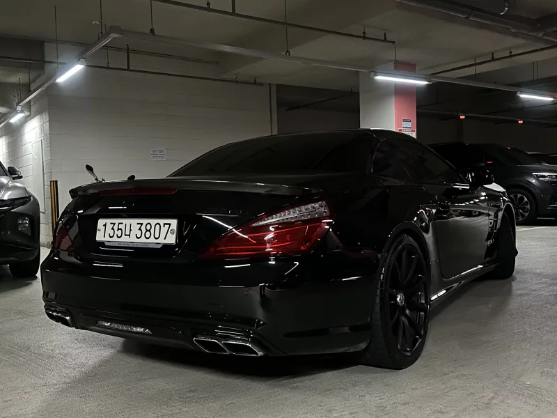 Mercedes-Benz SL-Class