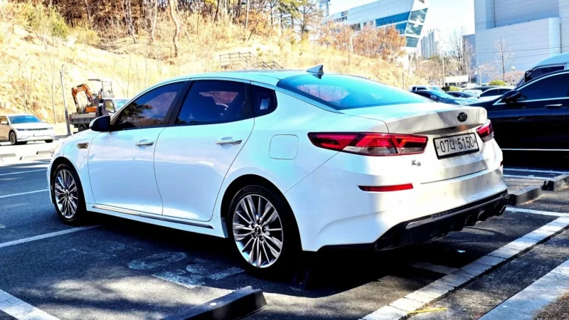 Kia K5