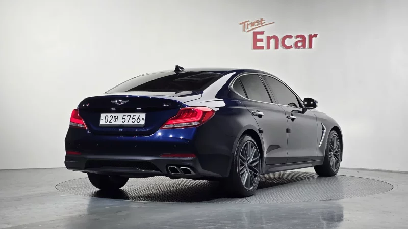 Genesis G70