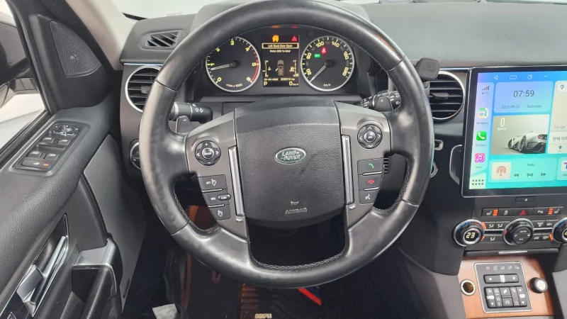 Land Rover DISCOVERY