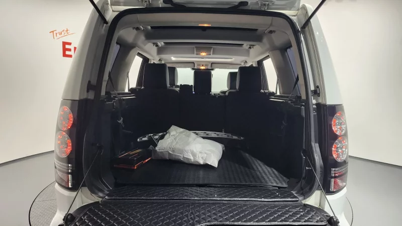 Land Rover DISCOVERY