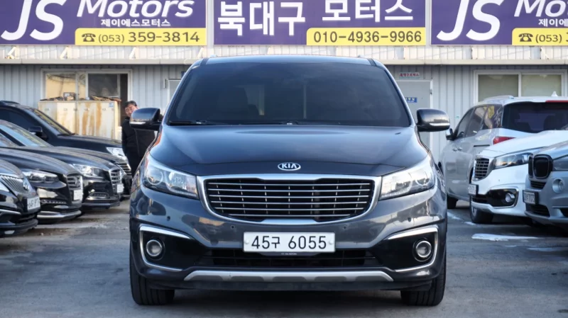 Kia Carnival