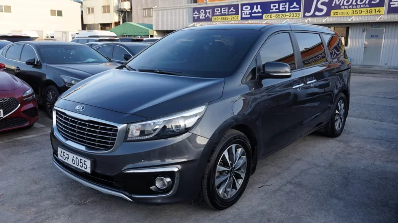 Kia Carnival