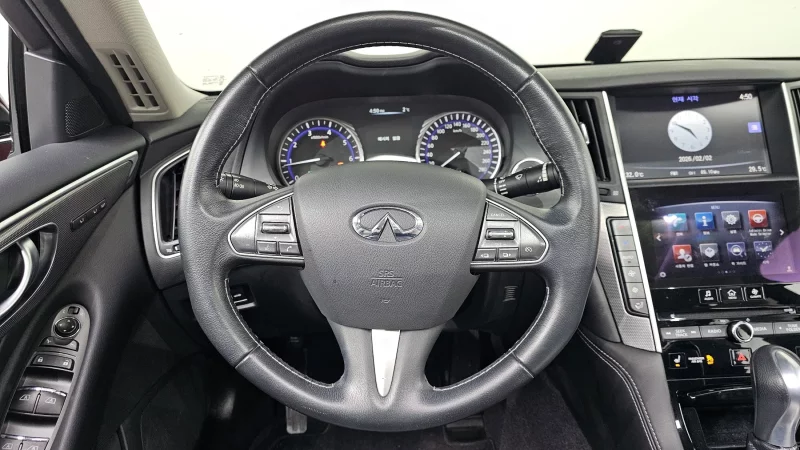 Infiniti Q50