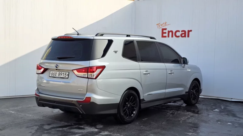 SsangYong Korando Turismo