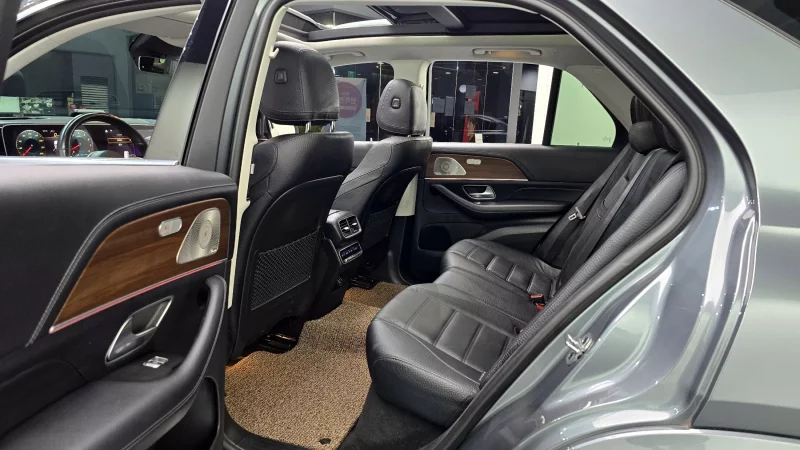 Mercedes-Benz GLE-Class