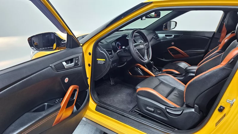 Hyundai Veloster