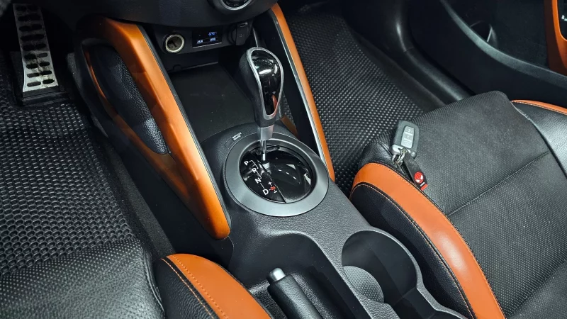 Hyundai Veloster