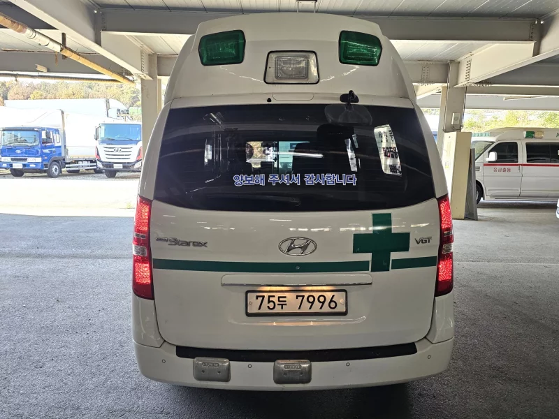 Hyundai Grand Starex