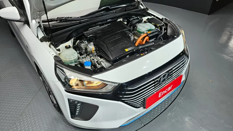 Hyundai Ioniq