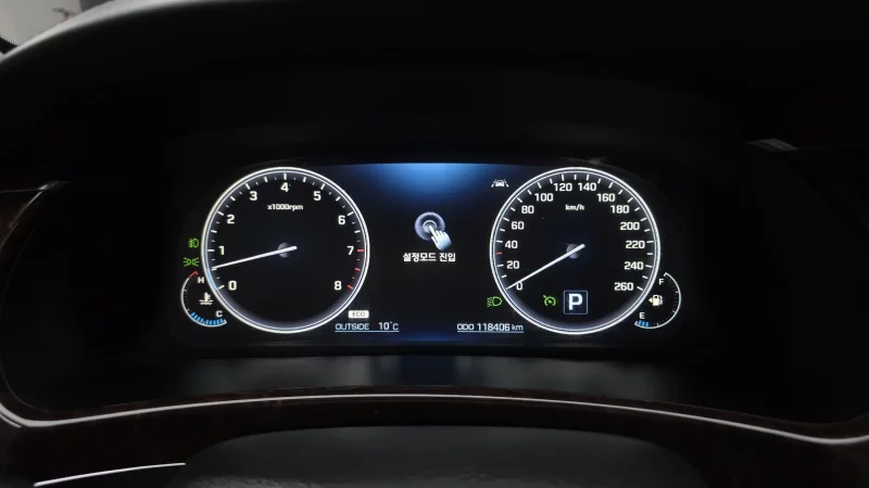 Hyundai Equus