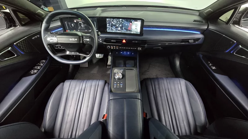 Kia K8