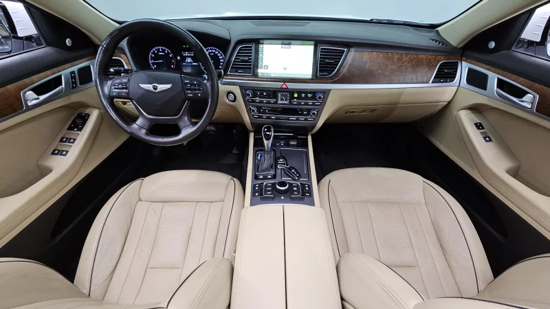 Hyundai Genesis