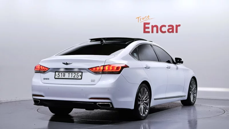Hyundai Genesis