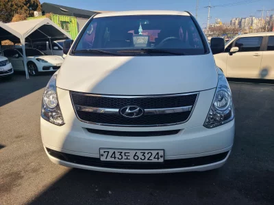 Hyundai Starex