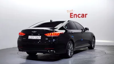 Hyundai Genesis