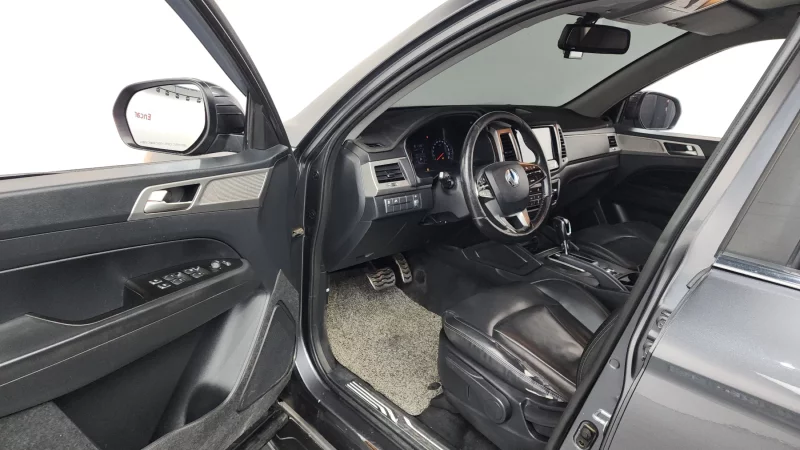 SsangYong Rexton Sports