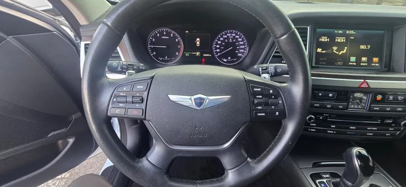 Hyundai Genesis