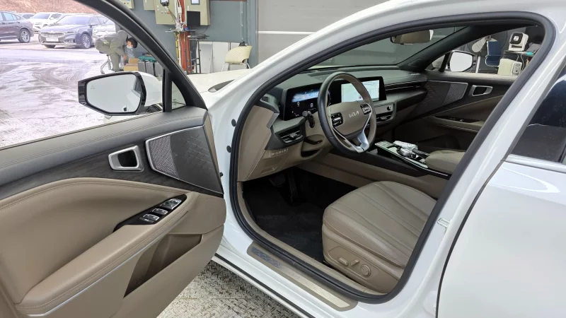 Kia K8