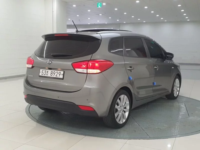 Kia Carens