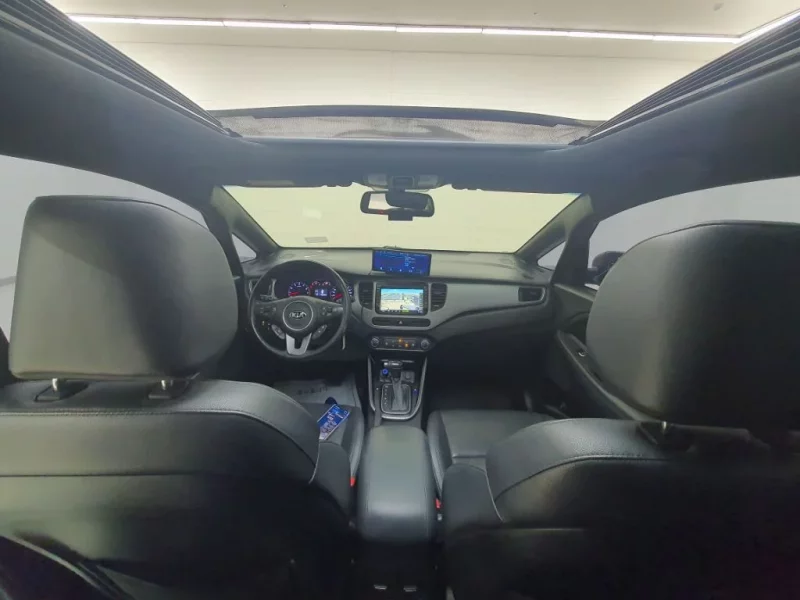Kia Carens