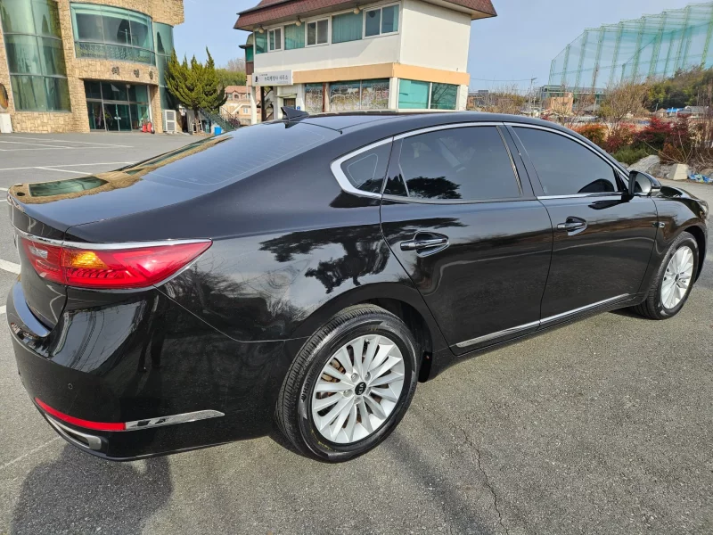 Kia K7