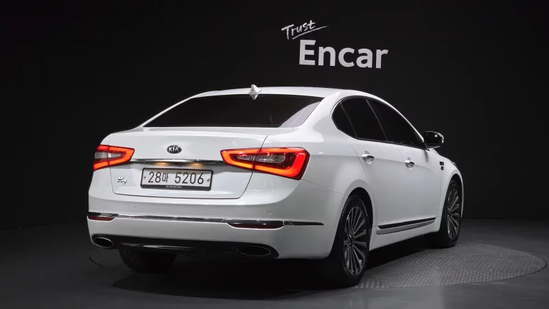 Kia K7