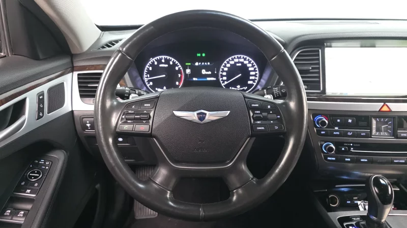 Hyundai Genesis