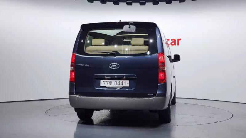 Hyundai Grand Starex