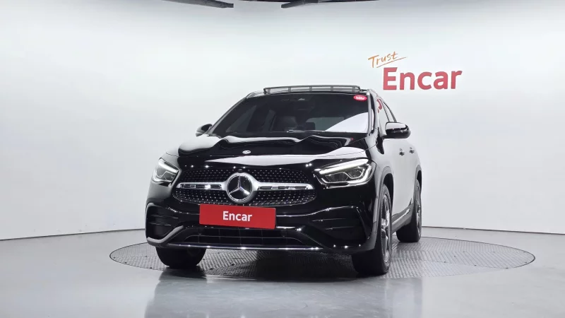 Mercedes-Benz GLA-Class