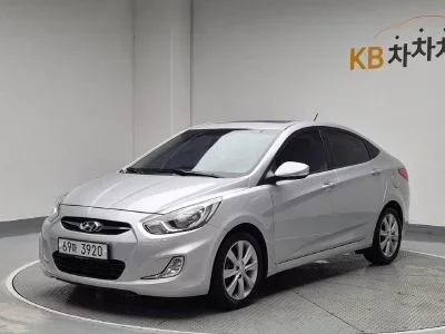 Hyundai Accent