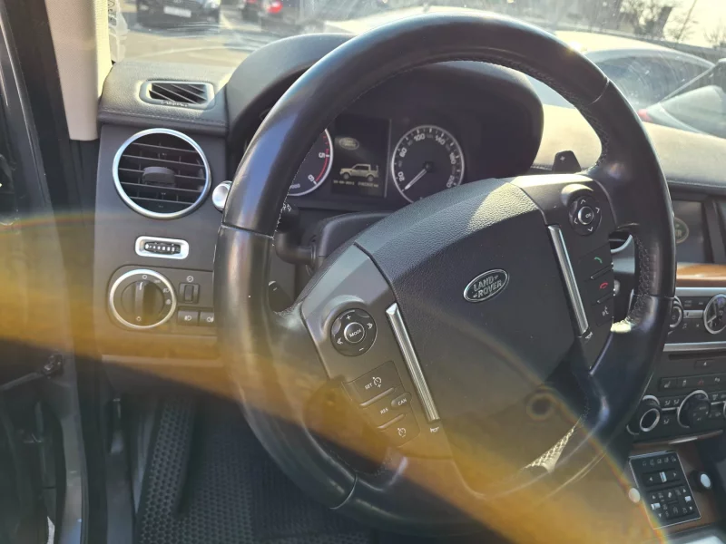 Land Rover DISCOVERY