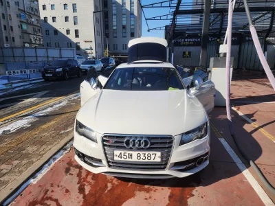 Audi S7