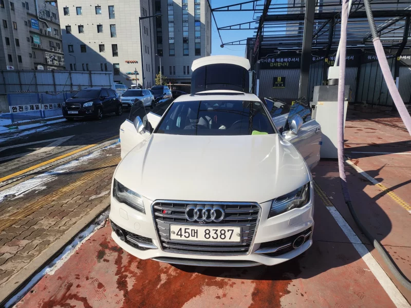 Audi S7