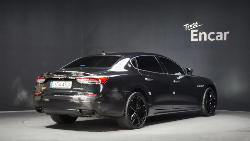 Maserati QUATTROPORTE