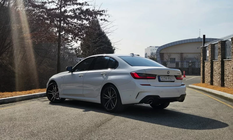 BMW 3-Series