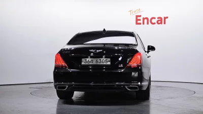 Genesis EQ900