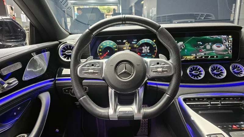 Mercedes-Benz AMG GT