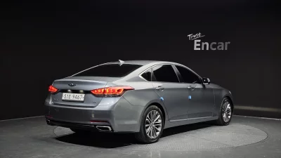 Hyundai Genesis