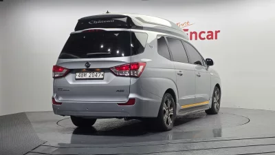 SsangYong Korando Turismo