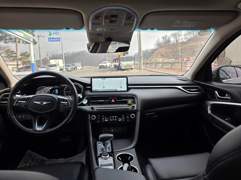 Genesis G70
